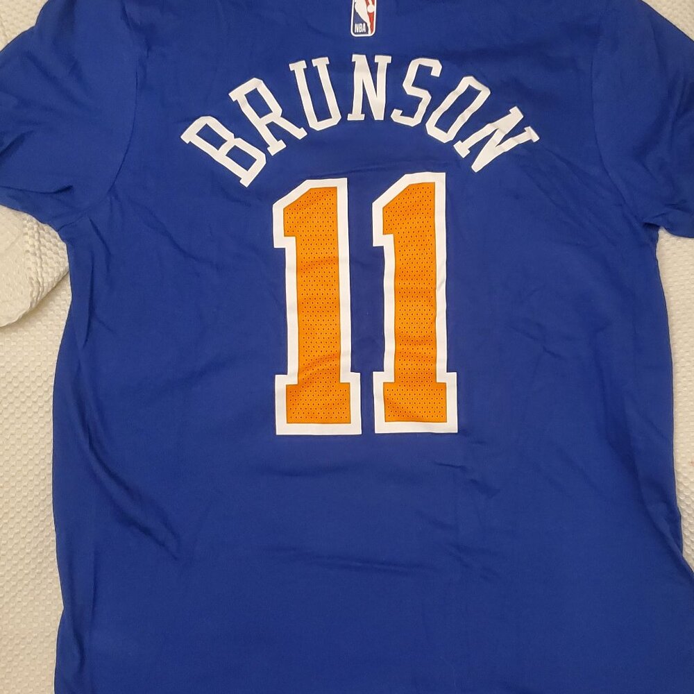 **SOLD**Nike New York Knicks Jalen Brunson #11 T-Shirt Size Small